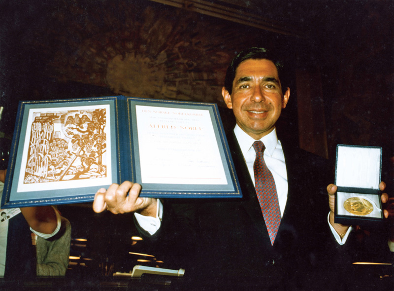 Let’s Learn: Costa Rica in pre-Columbian times 8000 B.C. to 2019 Timeline 7 Oscar Arias with Nobel Peace Prize