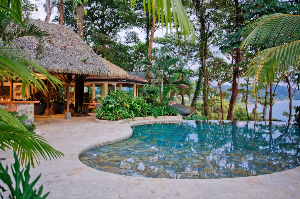mirador pool