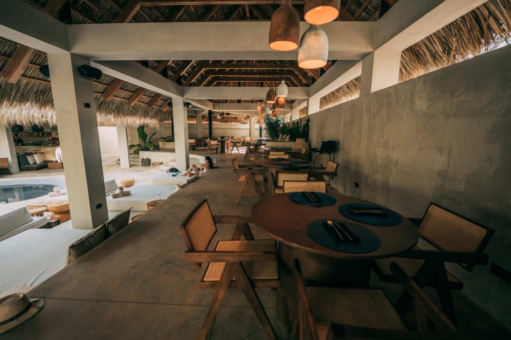 restaurant