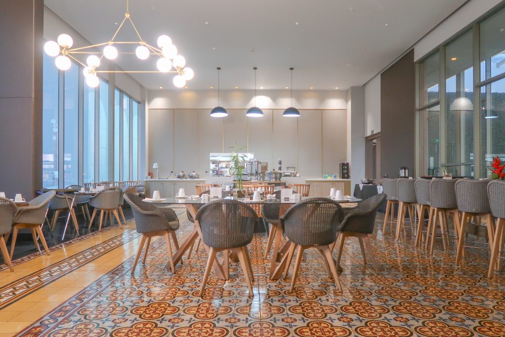 restaurant