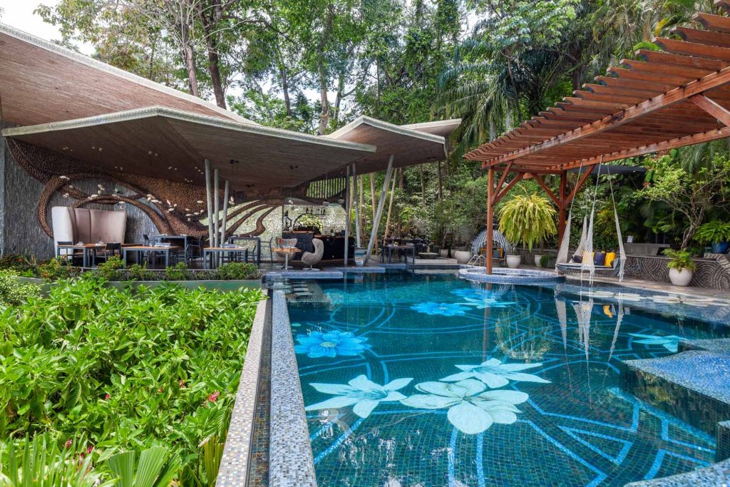 Pool and restaurant
