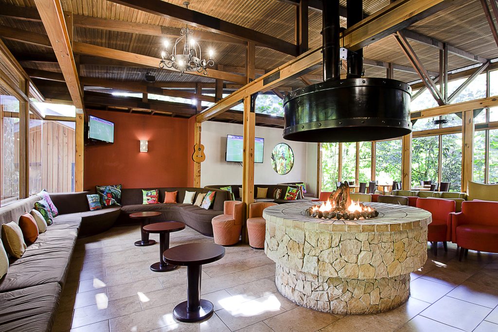 bar