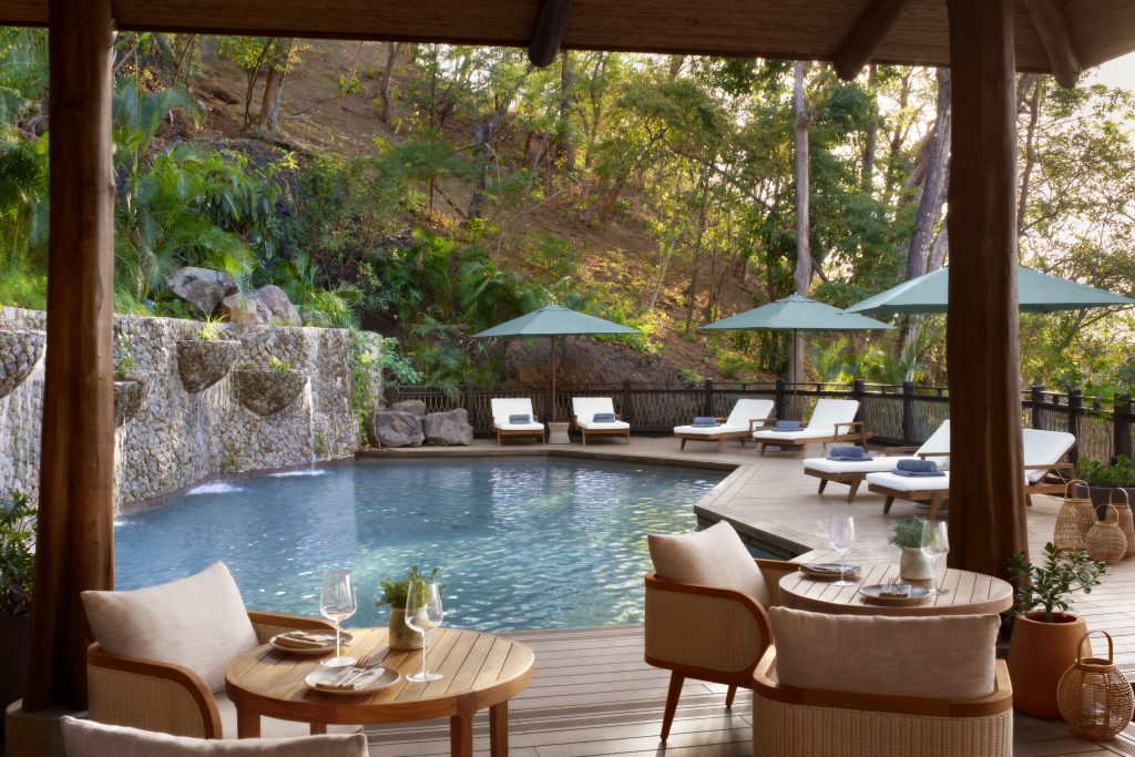 beach club pool
