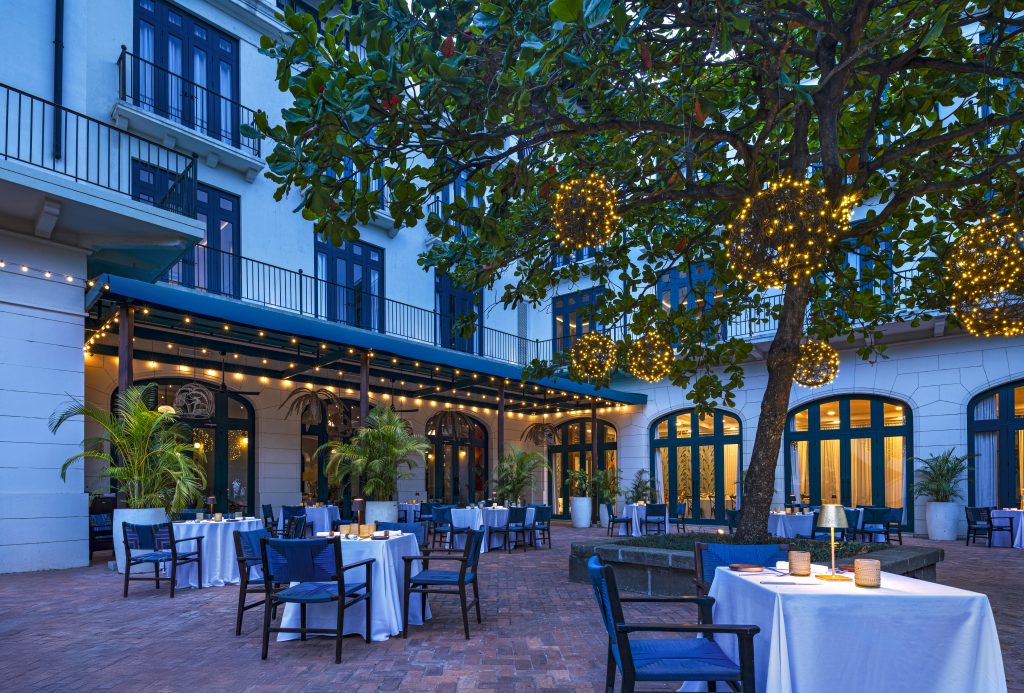 outdoor restaurant