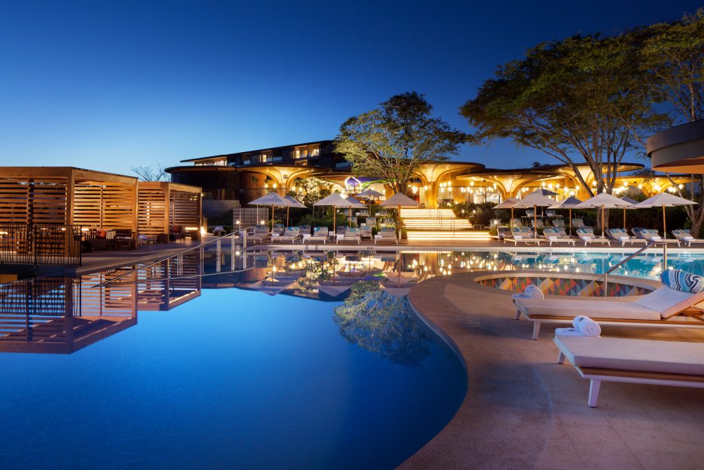 Hotel Pool